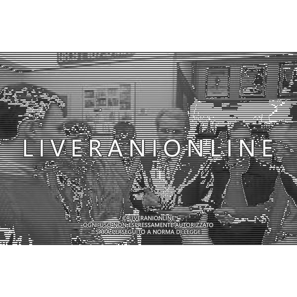 NEG- RETROSPETTIVA GIOVANNI TRAPATTONI ALLENATORE JUVENTUS NELLA FOTO GIOVANNI TRAPATTONI IN CONFERENZA STAMPA A CUSANO MILANINO NELL’ANNO 1985 AG ALDO LIVERANI SAS