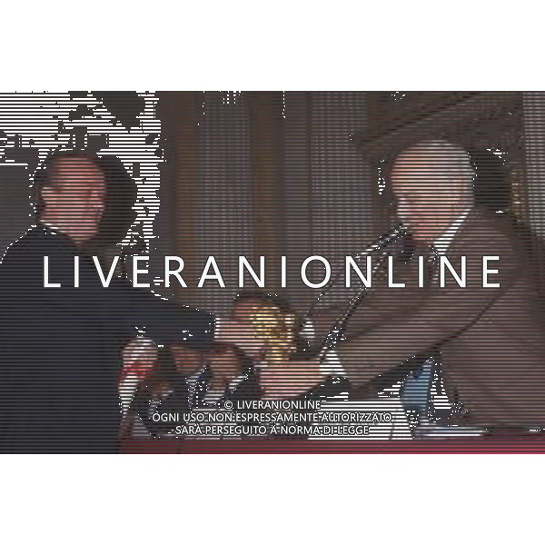 DIAP-RETROSPETTIVA PAOLO CASARIN ARBITRO NELLA FOTO L\'ARBITRO PAOLO CASARIN NELL\'ANNO 1987-1988 CON IL GIORNALISTA MASSIMO DELLA PERGOLA AG ALDO LIVERANI SAS