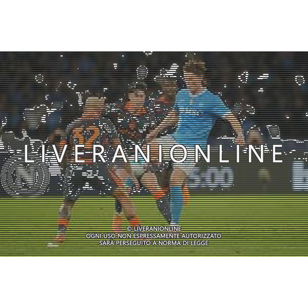 Napoli, Inter Nella Foto: Scott Francis Mctominay, Alessandro Bastoni Foto Mosca, Ag.Liverani -NAPOLI vs INTER CAMPIONATO CALCIO SERIE A 25.10.2025 ©MOSCA - AGENZIA ALDO LIVERANI SAS