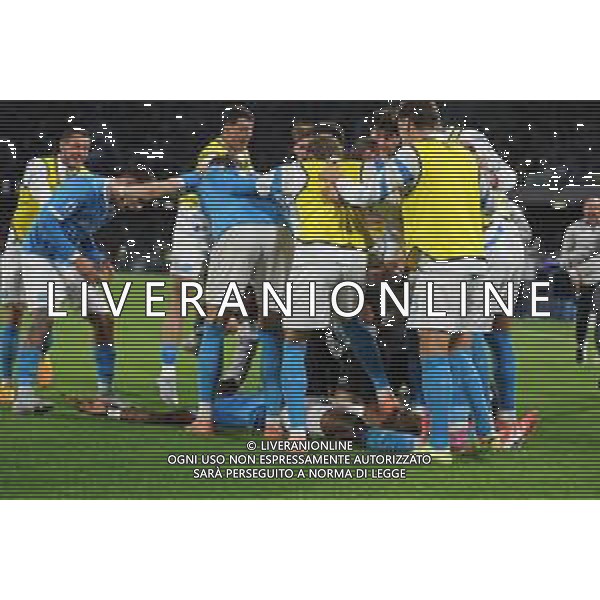 Napoli, Inter Nella Foto: esultanza Frank Anguissa dopo il gol Foto Mosca, Ag.Liverani -NAPOLI vs INTER CAMPIONATO CALCIO SERIE A 25.10.2025 ©MOSCA - AGENZIA ALDO LIVERANI SAS