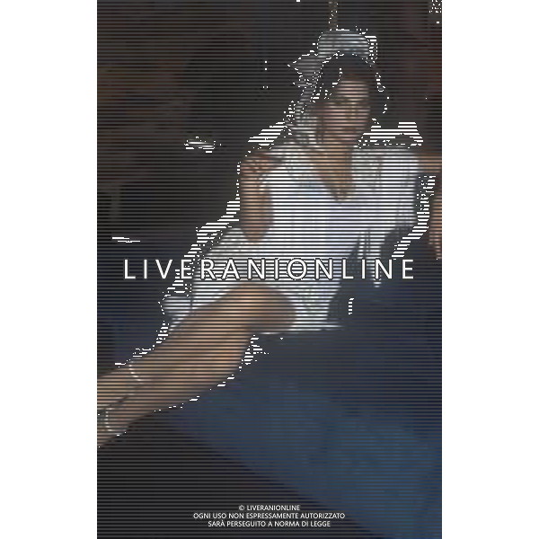 DIAP-RETROSPETTIVA ROBERTA MANFREDI ATTRICE  NELLA FOTO ROBERTA MANFREDI A ROMA NELL\'ANNO 1981 TRASMISSIONE “IL BARATTOLO“ AG ALDO LIVERANI SAS 