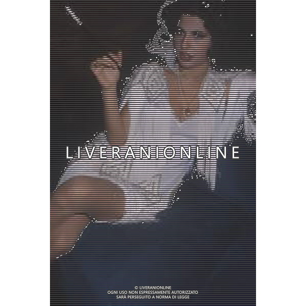 DIAP-RETROSPETTIVA ROBERTA MANFREDI ATTRICE  NELLA FOTO ROBERTA MANFREDI A ROMA NELL\'ANNO 1981 TRASMISSIONE “IL BARATTOLO“ AG ALDO LIVERANI SAS 