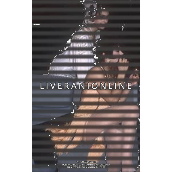 DIAP-RETROSPETTIVA ROBERTA MANFREDI ATTRICE  NELLA FOTO ROBERTA MANFREDI A ROMA NELL\'ANNO 1981 TRASMISSIONE “IL BARATTOLO“ AG ALDO LIVERANI SAS 