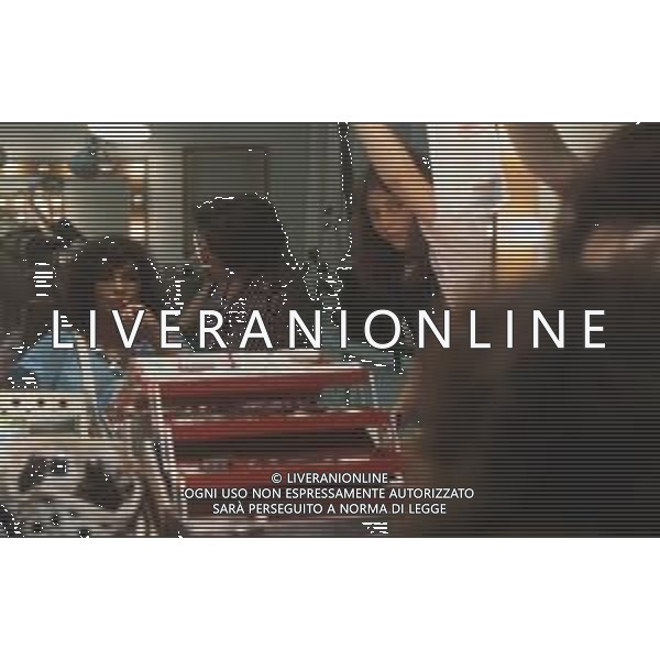 DIAP-RETROSPETTIVA ROBERTA MANFREDI ATTRICE  NELLA FOTO ROBERTA MANFREDI A MILANO NELL\'ANNO 1983 NELLA TRASMISSIONE TELEVISIVA “FRESCO FRESCO “ AG ALDO LIVERANI SAS  