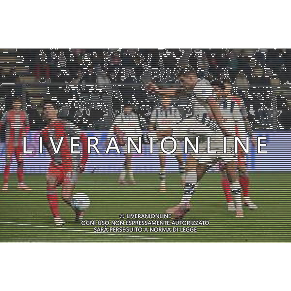 TVRG Cremonese vs Atalanta nella foto Nikola Krstovic (Atalanta) occasione da gol ribattuta da Tommaso Barbieri (Cremonese) Cremona 25-10-2025 Stadio Giovanni Zini Cremonese vs Atalanta Campionato Serie A Enilive - 8a giornata foto Roberto Garavaglia/Agenzia Aldo Liverani sas