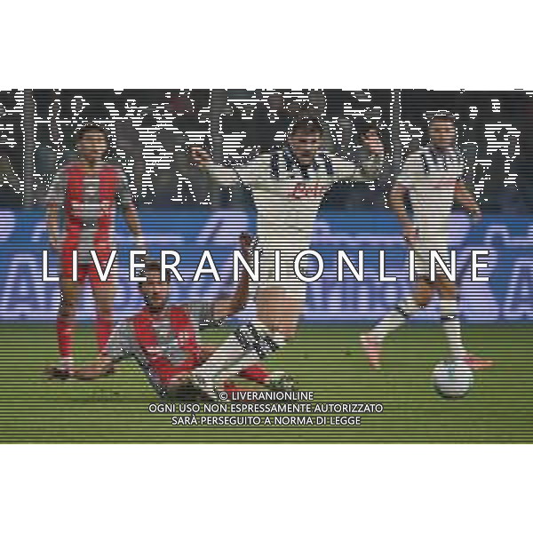 TVRG Cremonese vs Atalanta nella foto Franco Damian Vazquez (Cremonese) e Lazar Samardzic (Atalanta) Cremona 25-10-2025 Stadio Giovanni Zini Cremonese vs Atalanta Campionato Serie A Enilive - 8a giornata foto Roberto Garavaglia/Agenzia Aldo Liverani sas