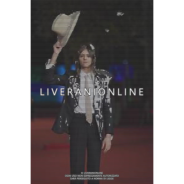 Roma 25 Ottobre 2025 Rome Film Fest - Red Carpet del Film "LA CHITARRA NELLA ROCCIA ‚ “LUCIO CORSI DAL VIVO ALL\'ABBAZIA DI SAN GALGANO" Nella Foto: Lucio Corsi Foto Credit: Andrea Bracaglia AG ALDO LIVERANI SAS