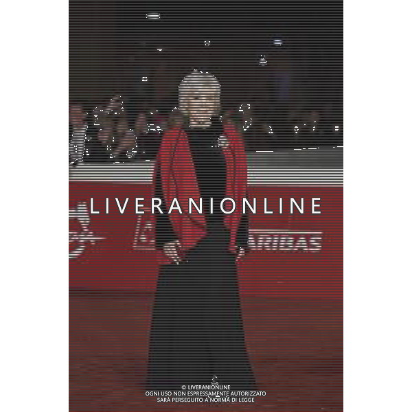 Roma 25 Ottobre 2025 Rome Film Fest - Red Carpet del Film "LA CHITARRA NELLA ROCCIA ‚ “LUCIO CORSI DAL VIVO ALL\'ABBAZIA DI SAN GALGANO" Nella Foto: Caterina Caselli Foto Credit: Andrea Bracaglia AG ALDO LIVERANI SAS