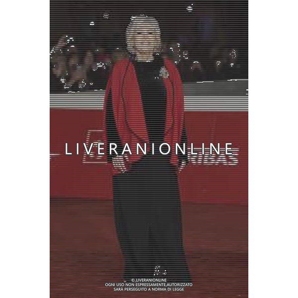 Roma 25 Ottobre 2025 Rome Film Fest - Red Carpet del Film "LA CHITARRA NELLA ROCCIA ‚ “LUCIO CORSI DAL VIVO ALL\'ABBAZIA DI SAN GALGANO" Nella Foto: Caterina Caselli Foto Credit: Andrea Bracaglia AG ALDO LIVERANI SAS