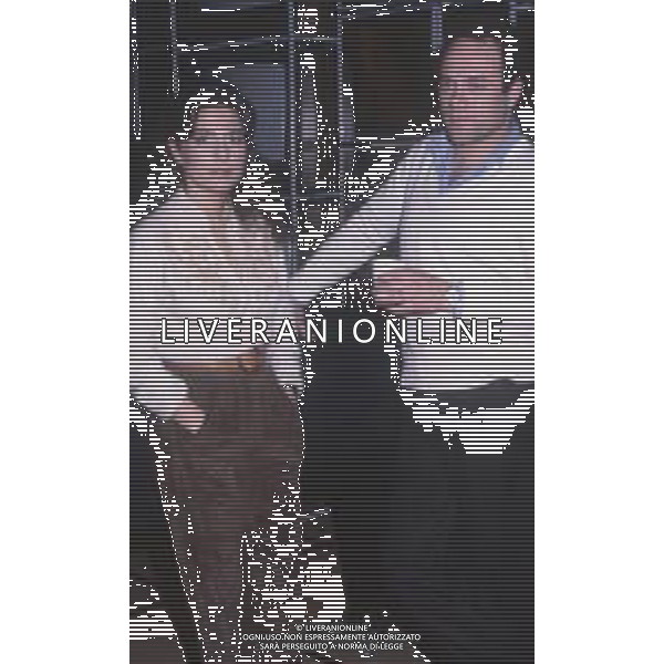 DIAP-RETROSPETTIVA ROBERTA MANFREDI ATTRICE  NELLA FOTO ROBERTA MANFREDI A ROMA NELL\'ANNO 1981 CON CARLO VERDONE AG ALDO LIVERANI SAS 