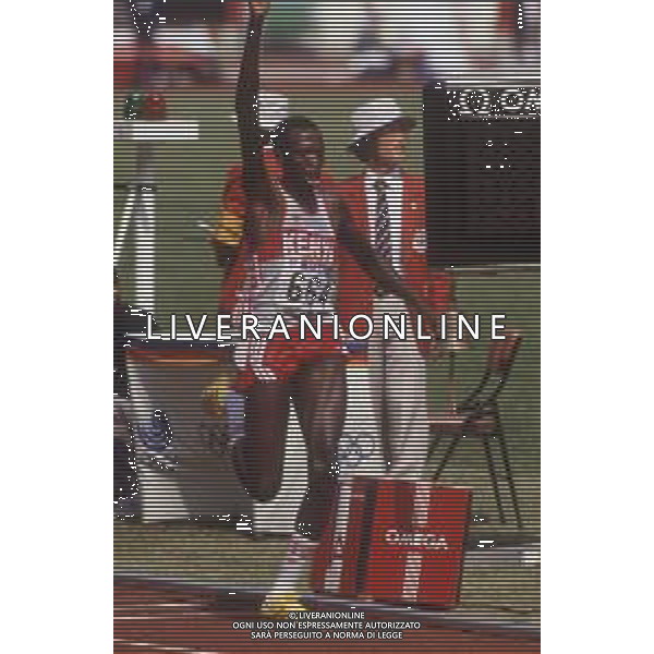 DIAP-RETROSPETTIVA JOHN NGUGI ATLETA NELLA FOTO JOHN NGUGI ALLE OLIMPIADI DI SEUL NELL\'ANNO 1988 AG ALDO LIVERANI SAS