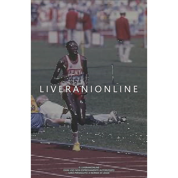 DIAP-RETROSPETTIVA JOHN NGUGI ATLETA NELLA FOTO JOHN NGUGI ALLE OLIMPIADI DI SEUL NELL\'ANNO 1988 AG ALDO LIVERANI SAS
