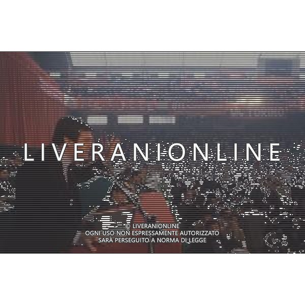 DIAP-RETROSPETTIVA GIORGIO BENVENUTO POLITICO NELLA FOTO GIORGIO BENVENUTO AL CONGRESSO DELLA UIL AL PALAIDO DI MILANO NELL\'ANNO 1984 AG ALDO LIVERANI SAS