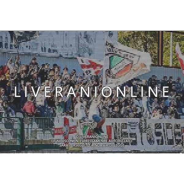 26-10-2025 VERCELLI-CAMPIONATO DI LEGA PRO PRO VERCELLI-PERGOLETTESE NELLA FOTO Tifosi curva Provercelli FOTO ANDREA MARANGON-AG ALDO LIVERANI SAS