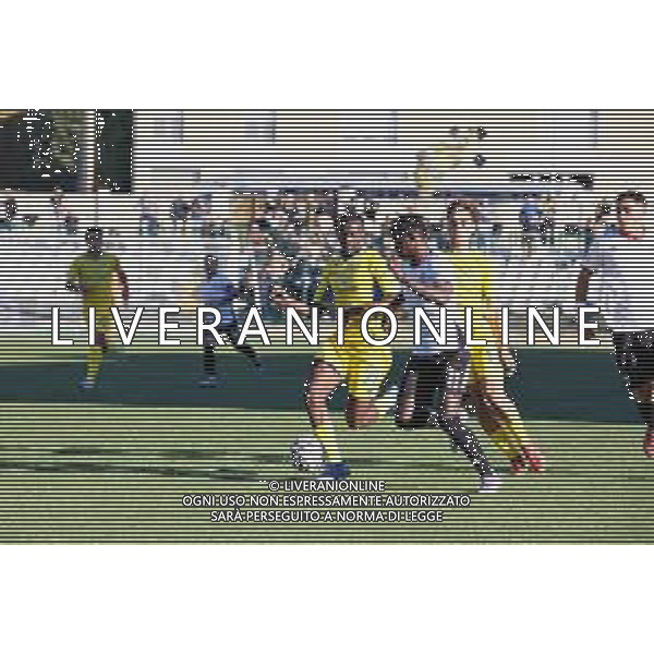 26-10-2025 VERCELLI-CAMPIONATO DI LEGA PRO PRO VERCELLI-PERGOLETTESE NELLA FOTO Sow contrastato da Aidoo FOTO ANDREA MARANGON-AG ALDO LIVERANI SAS