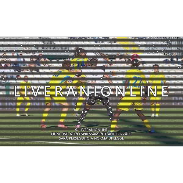 26-10-2025 VERCELLI-CAMPIONATO DI LEGA PRO PRO VERCELLI-PERGOLETTESE NELLA FOTO Colpo di testa di Sow: gol 1-0 con Pergolettese FOTO ANDREA MARANGON-AG ALDO LIVERANI SAS