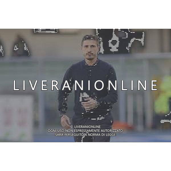 Fabio Pisacane Head Coach of Cagliari Calcio gestures during Hellas Verona FC vs Cagliari Calcio, 8° Serie A Enilive 2025-26 game at Marcantonio Bentegodi stadium in Verona (VR), Italy, on October 26, 2025. (Photo by Davide Casentini)- AGENZIA ALDO LIVERANI SAS