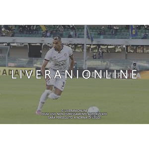 Ryad Idrissi of Cagliari Calcio play the ball during Hellas Verona FC vs Cagliari Calcio, 8° Serie A Enilive 2025-26 game at Marcantonio Bentegodi stadium in Verona (VR), Italy, on October 26, 2025. (Photo by Davide Casentini)- AGENZIA ALDO LIVERANI SAS