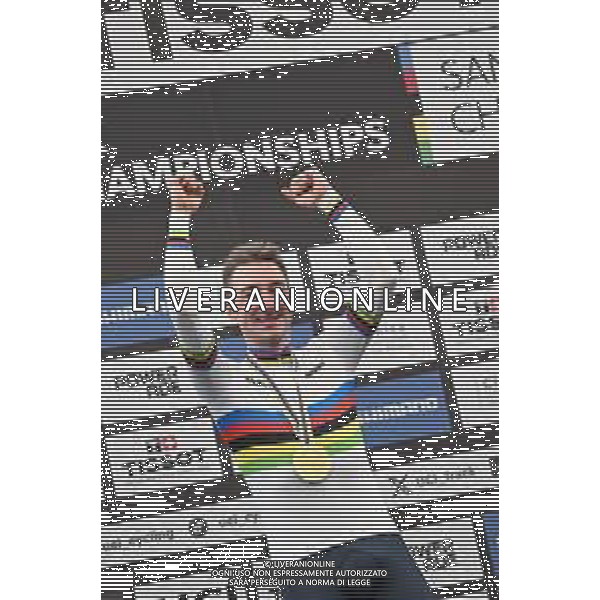 26-10-2025 World Championships Elite Track; Giornata 05; 2025, Lotto; Viviani, Elia; Santiago Del Cile - Velodromo Penalolen; ©SIROTTI - AGENZIA ALDO LIVERANI SAS