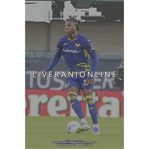Armel Bella-Kotchap of Hellas Verona FC play the ball during Hellas Verona FC vs Cagliari Calcio, 8° Serie A Enilive 2025-26 game at Marcantonio Bentegodi stadium in Verona (VR), Italy, on October 26, 2025. (Photo by Davide Casentini) AG ALDO LIVERANI SAS