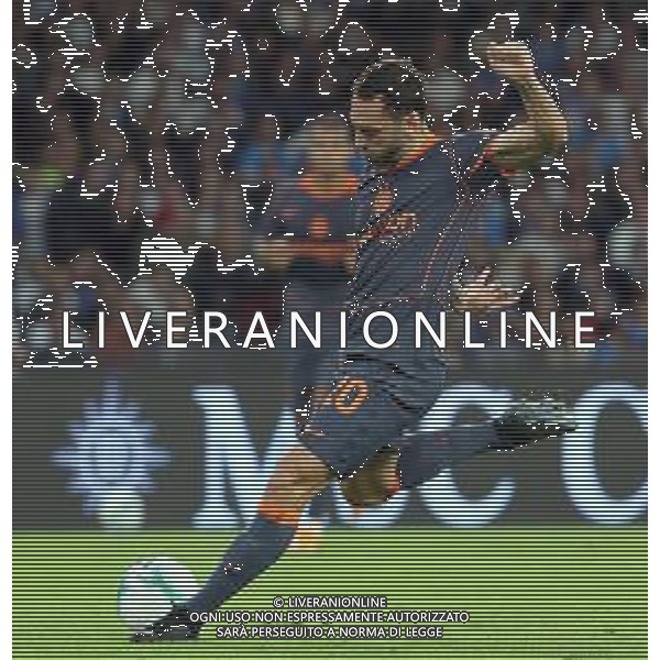 25-10-2025 -NAPOLI CAMPIONATO DI CALCIO SERIE A NAPOLI-INTER NELLA FOTO:Hakan Calhanoglu FOTO Mosca\AGENZIA LIVERANI