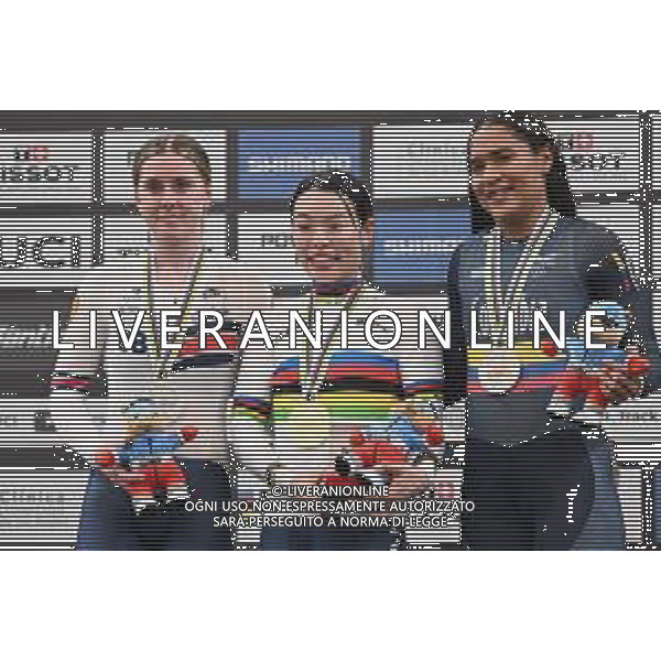 26-10-2025 World Championships Elite Women Track; Giornata 05; 2025, Japan; 2025, Great Britain; 2025, Colombia; Sato, Mina; Finucane, Emma; Cuadrado Florez, Stefany Lorena; Santiago Del Cile - Velodromo Penalolen; ©SIROTTI - AGENZIA ALDO LIVERANI SAS