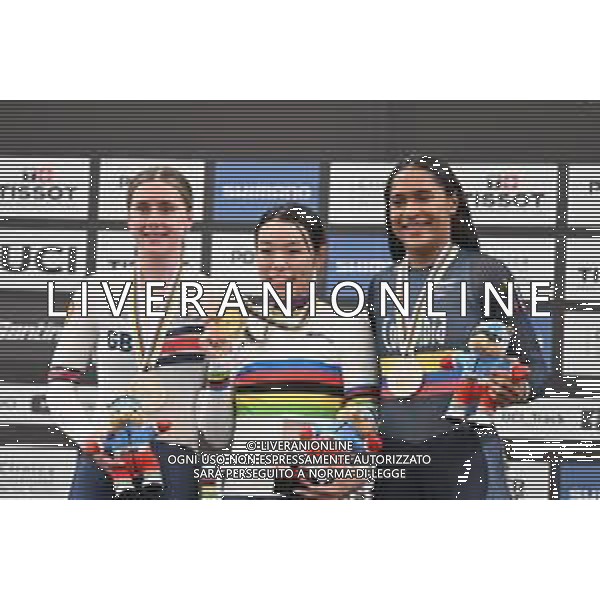 26-10-2025 World Championships Elite Women Track; Giornata 05; 2025, Japan; 2025, Great Britain; 2025, Colombia; Sato, Mina; Finucane, Emma; Cuadrado Florez, Stefany Lorena; Santiago Del Cile - Velodromo Penalolen; ©SIROTTI - AGENZIA ALDO LIVERANI SAS