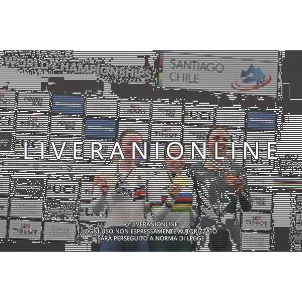 26-10-2025 World Championships Elite Women Track; Giornata 05; 2025, Mexico; 2025, Great Britain; 2025, New Zealand; Acevedo Mendoza, Yareli; Morris, Anna; Botha, Bryony; Santiago Del Cile - Velodromo Penalolen; ©SIROTTI - AGENZIA ALDO LIVERANI SAS