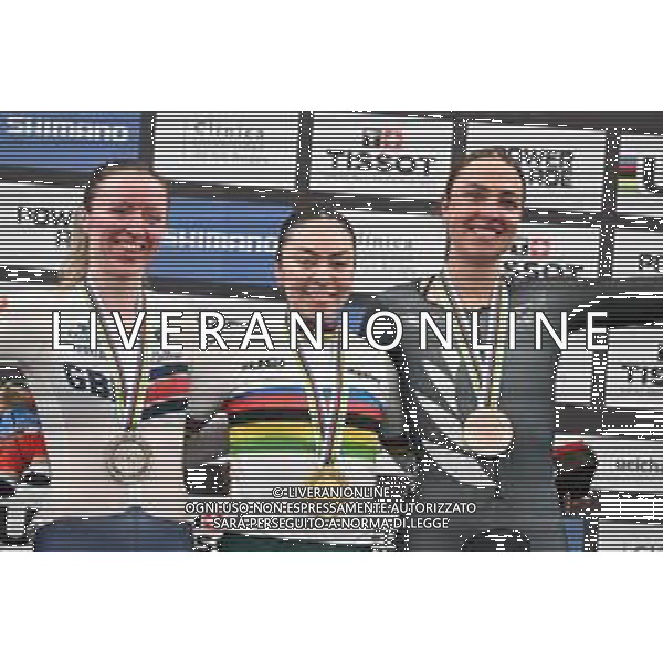 26-10-2025 World Championships Elite Women Track; Giornata 05; 2025, Mexico; 2025, Great Britain; 2025, New Zealand; Acevedo Mendoza, Yareli; Morris, Anna; Botha, Bryony; Santiago Del Cile - Velodromo Penalolen; ©SIROTTI - AGENZIA ALDO LIVERANI SAS