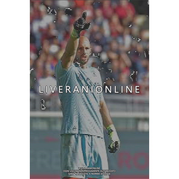 TVMV-Torino 26.10.2025 Stadio Grande Torino @Manuela Viganti/Ag. Aldo Liverani sas Torino vs Genoa Campionato Calcio Serie A Enilive 2025/2026 8a giornata Nella foto: nicola leali ©TVMV - AGENZIA ALDO LIVERANI SAS