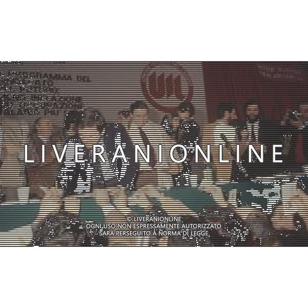 DIAP-RETROSPETTIVA GIORGIO BENVENUTO POLITICO NELLA FOTO GIORGIO BENVENUTO AL CONGRESSO DELLA UIL AL PALAIDO DI MILANO NELL\'ANNO 1984 AG ALDO LIVERANI SAS