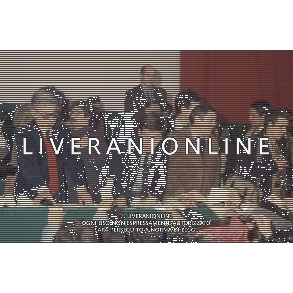 DIAP-RETROSPETTIVA GIORGIO BENVENUTO POLITICO NELLA FOTO GIORGIO BENVENUTO AL CONGRESSO DELLA UIL AL PALAIDO DI MILANO NELL\'ANNO 1984 AG ALDO LIVERANI SAS