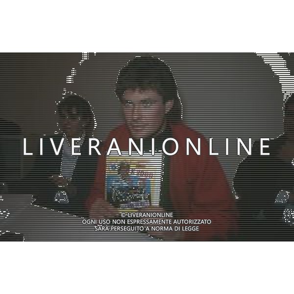 DIAP-RETROSPETTIVA DAVID HASSELFOFF ATTORE NELLA FOTO DAVID HASSELOFF OSPITE A MILANO DELLA TRASMISSIONE TELEVISIVA “DRIVE IN “ NELL\'ANNO 1988 AG ALDO LIVERANI SAS