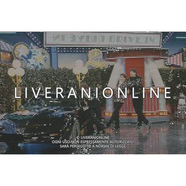DIAP-RETROSPETTIVA DAVID HASSELFOFF ATTORE NELLA FOTO DAVID HASSELOFF OSPITE A MILANO DELLA TRASMISSIONE TELEVISIVA “DRIVE IN “ NELL\'ANNO 1988 AG ALDO LIVERANI SAS