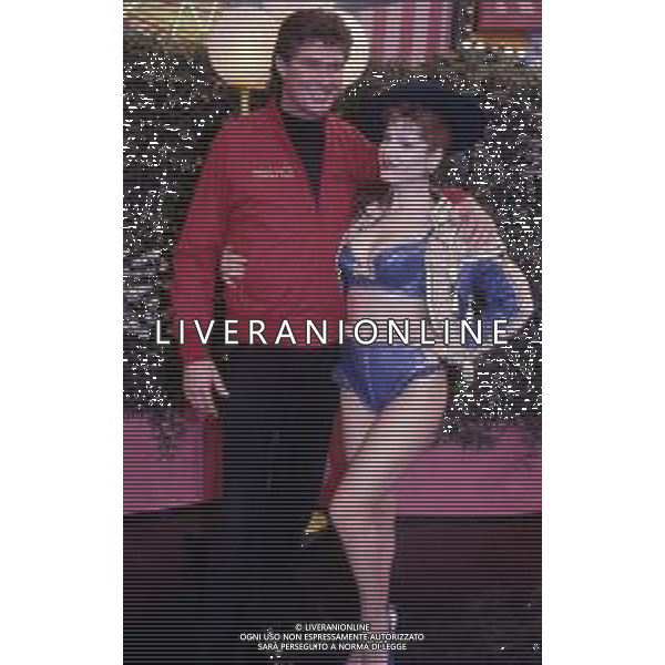 DIAP-RETROSPETTIVA DAVID HASSELFOFF ATTORE NELLA FOTO DAVID HASSELOFF OSPITE A MILANO DELLA TRASMISSIONE TELEVISIVA “DRIVE IN “ NELL\'ANNO 1988 AG ALDO LIVERANI SAS