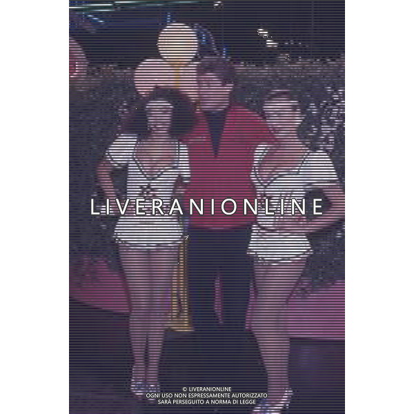 DIAP-RETROSPETTIVA DAVID HASSELFOFF ATTORE NELLA FOTO DAVID HASSELOFF OSPITE A MILANO DELLA TRASMISSIONE TELEVISIVA “DRIVE IN “ NELL\'ANNO 1988 AG ALDO LIVERANI SAS