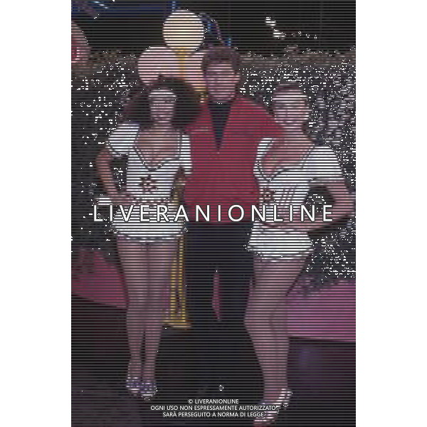 DIAP-RETROSPETTIVA DAVID HASSELFOFF ATTORE NELLA FOTO DAVID HASSELOFF OSPITE A MILANO DELLA TRASMISSIONE TELEVISIVA “DRIVE IN “ NELL\'ANNO 1988 AG ALDO LIVERANI SAS
