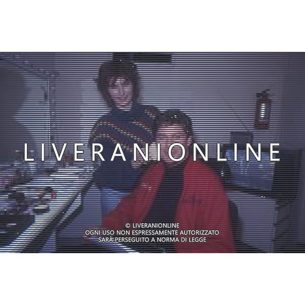 DIAP-RETROSPETTIVA DAVID HASSELFOFF ATTORE NELLA FOTO DAVID HASSELOFF OSPITE A MILANO DELLA TRASMISSIONE TELEVISIVA “DRIVE IN “ NELL\'ANNO 1988 AG ALDO LIVERANI SAS