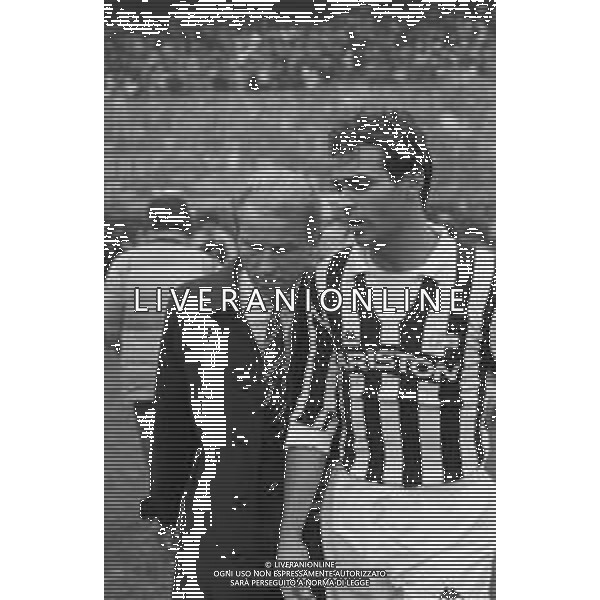 NEG- RETROSPETTIVA GIOVANNI TRAPATTONI ALLENATORE JUVENTUS NELLA FOTO GIOVANNI TRAPATTONI CON IL CALCIATORE ANTONIO CABRINI NELL’ANNO 1985-1986 AG ALDO LIVERANI SAS