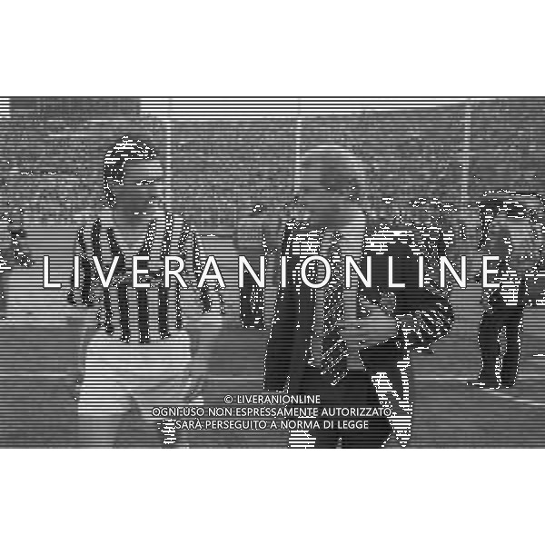 NEG- RETROSPETTIVA GIOVANNI TRAPATTONI ALLENATORE JUVENTUS NELLA FOTO GIOVANNI TRAPATTONI CON IL CALCIATORE MASSIMO MAURO NELL’ANNO 1985-1986 AG ALDO LIVERANI SAS