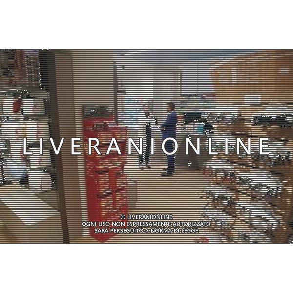 IMOLA 28 10 2025 SINDACO MARCO PANIERI IN VISITA ALLA NUOVA SEDE DELLA FARMACIA IN VIA APPIA FOTO GIANNI SANNA-AG ALDO LIVERANI SAS