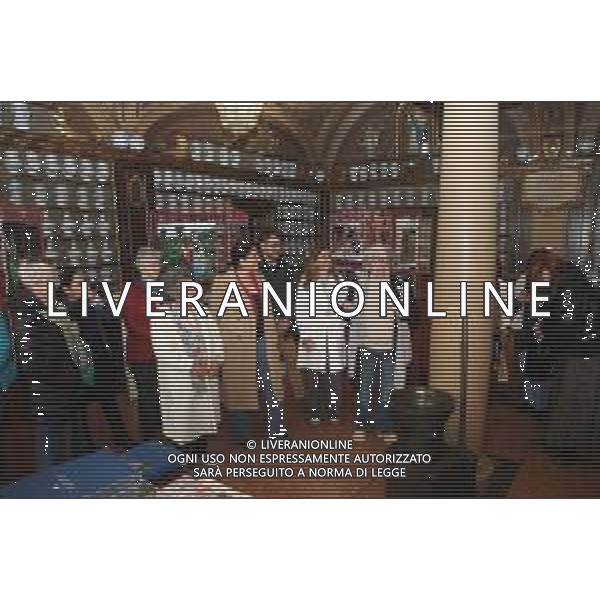 IMOLA 28 10 2025 BACCANALE 2025 FARMACIA COMUNALE MOSTRA FOTOGRAFICA "DONNE SPEC/ZIALI NEL MONDO" A CURA DELL\'ASSOCIAZIONE PerLeDonne"PRESENTI VICE SINDACO ELISA SPADA,ASSESSORE GIACOMO GAMBI,CRISTINA ZANASSI PRES.ASS. PERLEDONNE ©SANNA - AGENZIA ALDO LIVERANI SAS