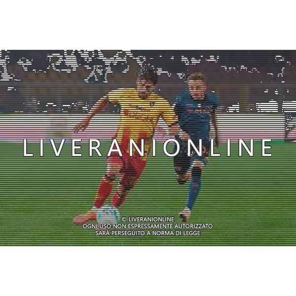 TVEM October 28, 2025 Lecce, Italy - US Lecce vs SSC Napoli - Italian soccer serie A 2025/26 - Via Del Mare Stadium. In the pic: Santiago Pierotti of US Lecce in action against Noa Lang of SSC Napoli FOTO EMMANUELE MASTRODONATO-AG ALDO LIVERNI SAS