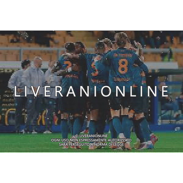 TVEM October 28, 2025 Lecce, Italy - US Lecce vs SSC Napoli - Italian soccer serie A 2025/26 - Via Del Mare Stadium. In the pic: Frank Anguissa of SSC Napoli celebrates after scoring a goal with teammates ©TVEM Emmanuele Mastrodonato - AGENZIA ALDO LIVERANI SAS