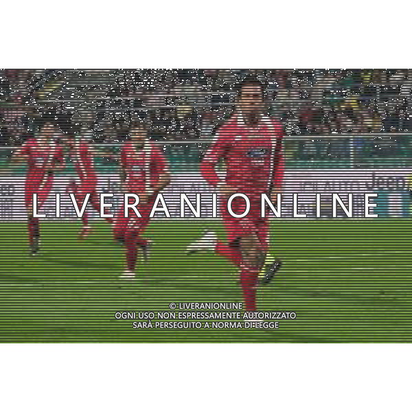 Palermo, Italia, 28 ottobre 2025. Stadio Renzo Barbera, Palermo vs Monza, match valido per il campionato di Serie B 2025/2026. Nella foto: Esultanza Armando Izzo (Monza) ©FEDERICO SERRA - AGENZIA ALDO LIVERANI SAS