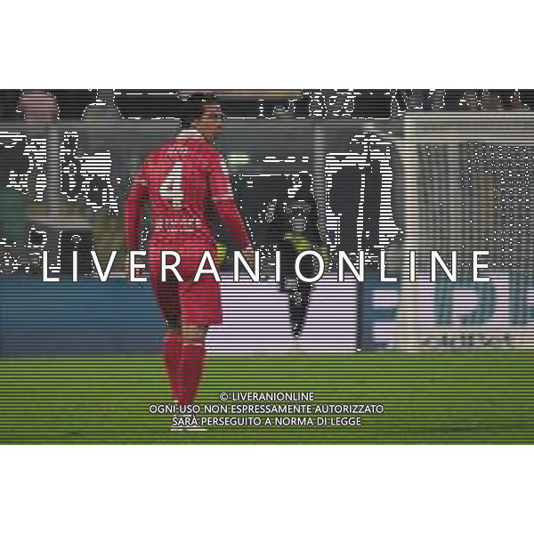 Palermo, Italia, 28 ottobre 2025. Stadio Renzo Barbera, Palermo vs Monza, match valido per il campionato di Serie B 2025/2026. Nella foto: Armando Izzo (Monza) ©FEDERICO SERRA - AGENZIA ALDO LIVERANI SAS