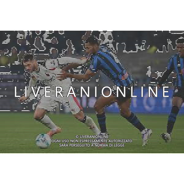 Atalanta vs Milan nella foto Santiago Gimenez (Milan) e Isak Hien (Atalanta) Bergamo 28-10-2025 New Balance Arena - Stadio di Bergamo Atalanta vs Milan Campionato Serie A Enilive - 9a giornata foto Roberto Garavaglia/Agenzia Aldo Liverani sas