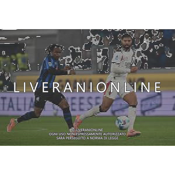 Atalanta vs Milan nella foto Ademola Lookman (Atalanta) e Ruben Loftus-Cheek (Milan) Bergamo 28-10-2025 New Balance Arena - Stadio di Bergamo Atalanta vs Milan Campionato Serie A Enilive - 9a giornata foto Roberto Garavaglia/Agenzia Aldo Liverani sas