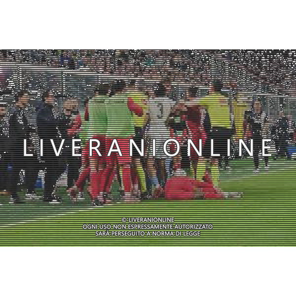 Palermo, Italia, 28 ottobre 2025. Stadio Renzo Barbera, Palermo vs Monza, match valido per il campionato di Serie B 2025/2026. Nella foto: Rissa Palermo vs Monza ©FEDERICO SERRA - AGENZIA ALDO LIVERANI SAS