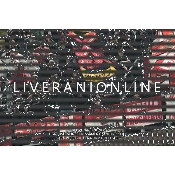 Palermo, Italia, 28 ottobre 2025. Stadio Renzo Barbera, Palermo vs Monza, match valido per il campionato di Serie B 2025/2026. Nella foto: Tifosi Monza ©FEDERICO SERRA - AGENZIA ALDO LIVERANI SAS